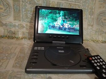Přenosný LCD televizor