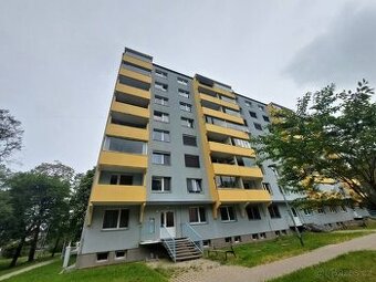 Prodej bytu 2+1 57 m², Na Rybníku 971, Uherské Hradiště - 1