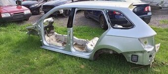 Fabia 3 blatník, podběh, práh, kapota dveře