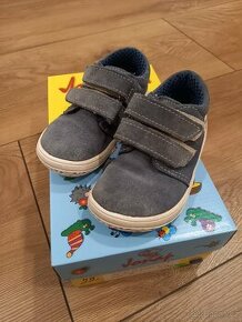 Barefoot Jonap 22