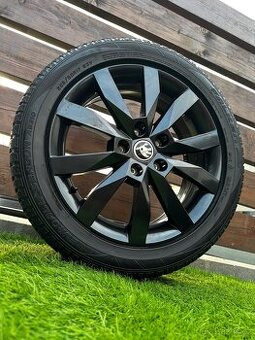 Alu kola 5x112 r17 s pneu (crystalbl)