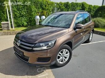 VW Tiguan 2.0 TDI 103kW,1.Majitel,2013,Serviska,Tažné.