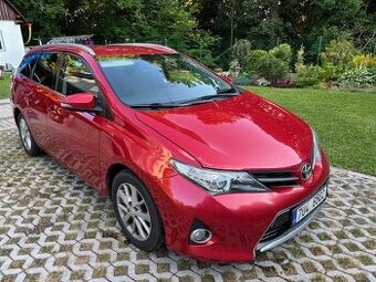 Prodám toyota auris TS 1.6