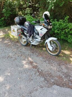 Prodám Honda CR-V 750 Afrika twin