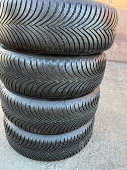 Zimní pneu+ alu disky orig VW Caddy 16'