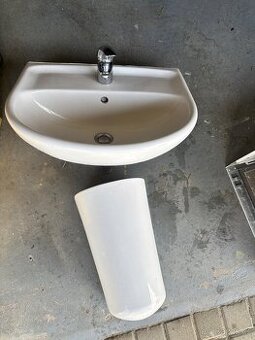 Umyvadlo Jika + půlnoha