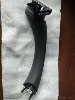 BMW E90/E91 madlo dveří