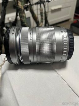 Olympus M.Zuiko Digital 40–150 mm f/4–5.6 R