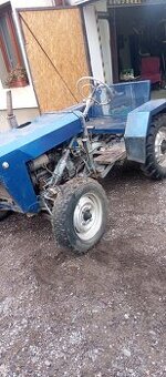 Traktůrek domácí výroby