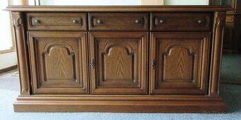 Rustikální komoda z masivu ( Dub ) - Výborný stav