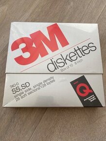 Nerozbalené 8 palcové diskety 3M - Nové