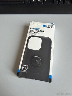 QuadLock iPhone 15 pro