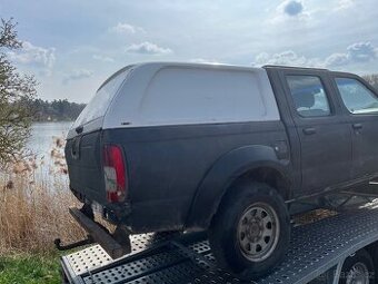 hardtop Nissan Navara D22