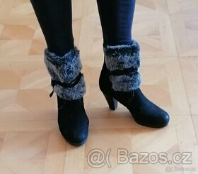 Zateplené kotníkové boty Venturini vel. 38