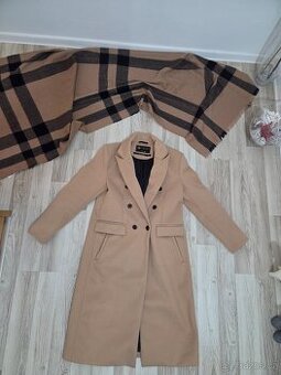 AMISU kabát béžový vel. 38