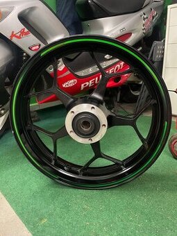 Přední kolo Kawasaki ZX10