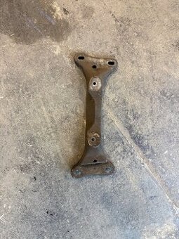 Držák převodovky BMW E36