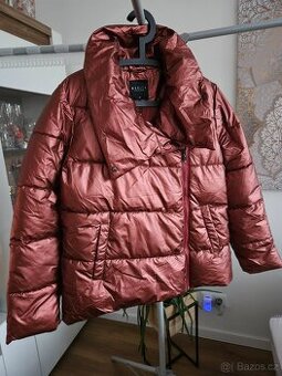 Nová dámská zimní bunda zn. MOHITO, velikost 42