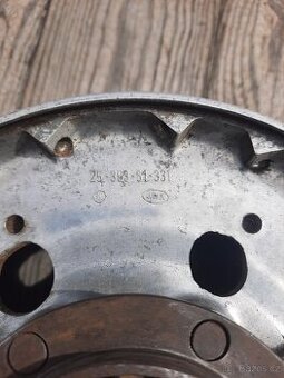 Střed kola buben jawa 353