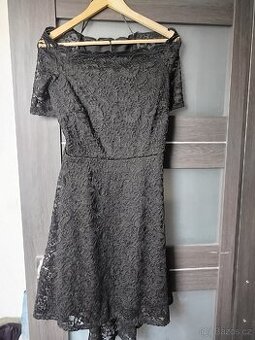 Krásné koktejlové šaty, vel. XL, Zn. Carry