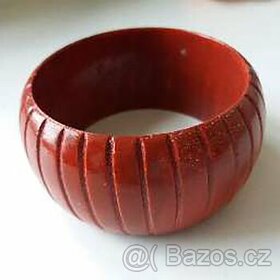 Náramek dřevěný vintage