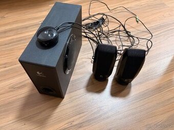 Reproduktory Logitech S-220 2.1