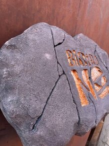 Betonové logo na míru - 1