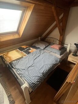 Postel 160x200 s matracemi