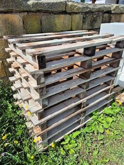 Palety střední - pevné