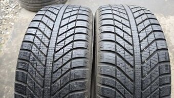 Celoroční pneu 205/55/16 Good Year