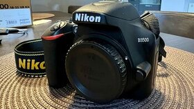 NIKON D3500 (set) + portrétový objektiv + fotobatoh