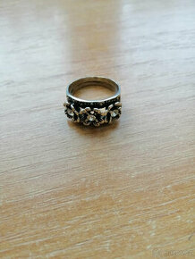 Prsten stříbrný - tři květy s kameny, vnitřní průměr prstenu - 1