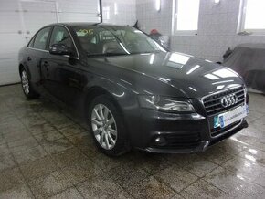 Audi A4 2,0 TDi 140 Ambition Luxe - 1