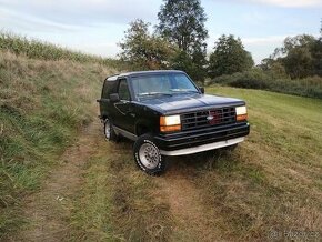 Ford bronco