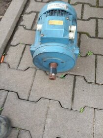 Elektromotor dvou rychlostní - 1