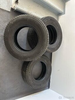 Zátěžové pneu Michelin 225/75R16CP