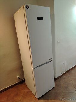 Beko RCNA406E60WN