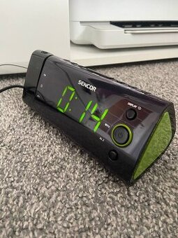 Radiobudík Sencor SRC 330GN