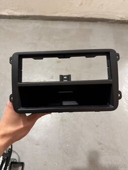 Přihrádka VW/Škoda 1k0857058