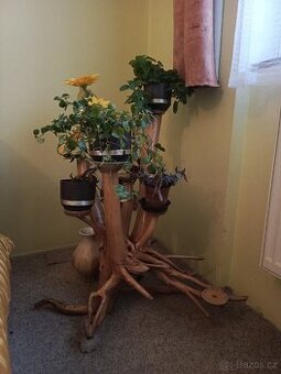 Samorost / držák květin