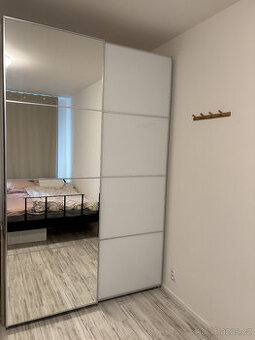 Šatní skříň IKEA PAX, šířka 2 m