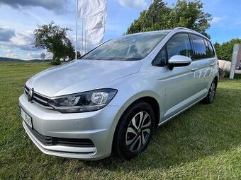 Volkswagen Touran 1,5 Tsi ACTIVE 2022 92 300 km