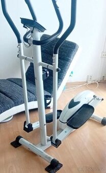 Stepper a další posilovací pomůcky (lze koupit i zvlášť)