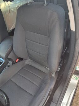 Sedačky Ford mondeo mkIV