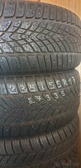2 ks zimní 235/55 R 17 Dunlop SP Winter Sport 4D