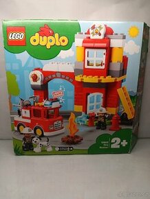Lego duplo 10903 Hasičská stanice houkající