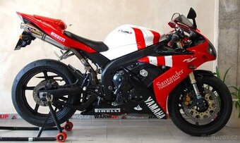Yamaha YZF-R1 - původ ČR, hezký stav, nové pneu