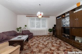 Prodej zděného bytu 3+1 s garáží a balkonem, v obci Mileč
