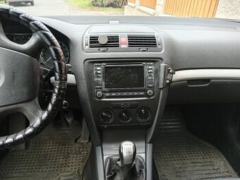 Nabízím Škoda octávia combi 4x4