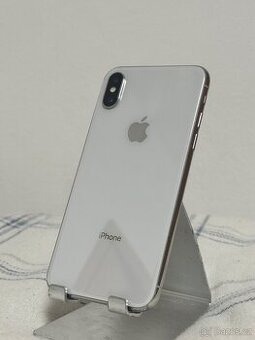 iPhone X, 64 GB - 92% baterie.
